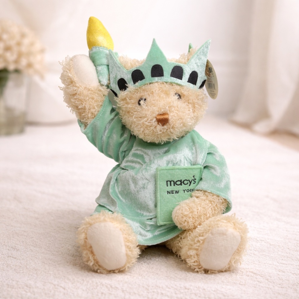 GUND Green Statue of Liberty Bear Plush Giftable NWT OS